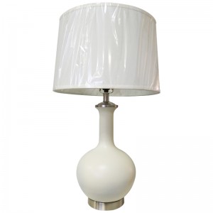 Homewood Suites Hotel Resin Table Lampe avec Ivory Crackle Resin Body à l\'hôtel salle
